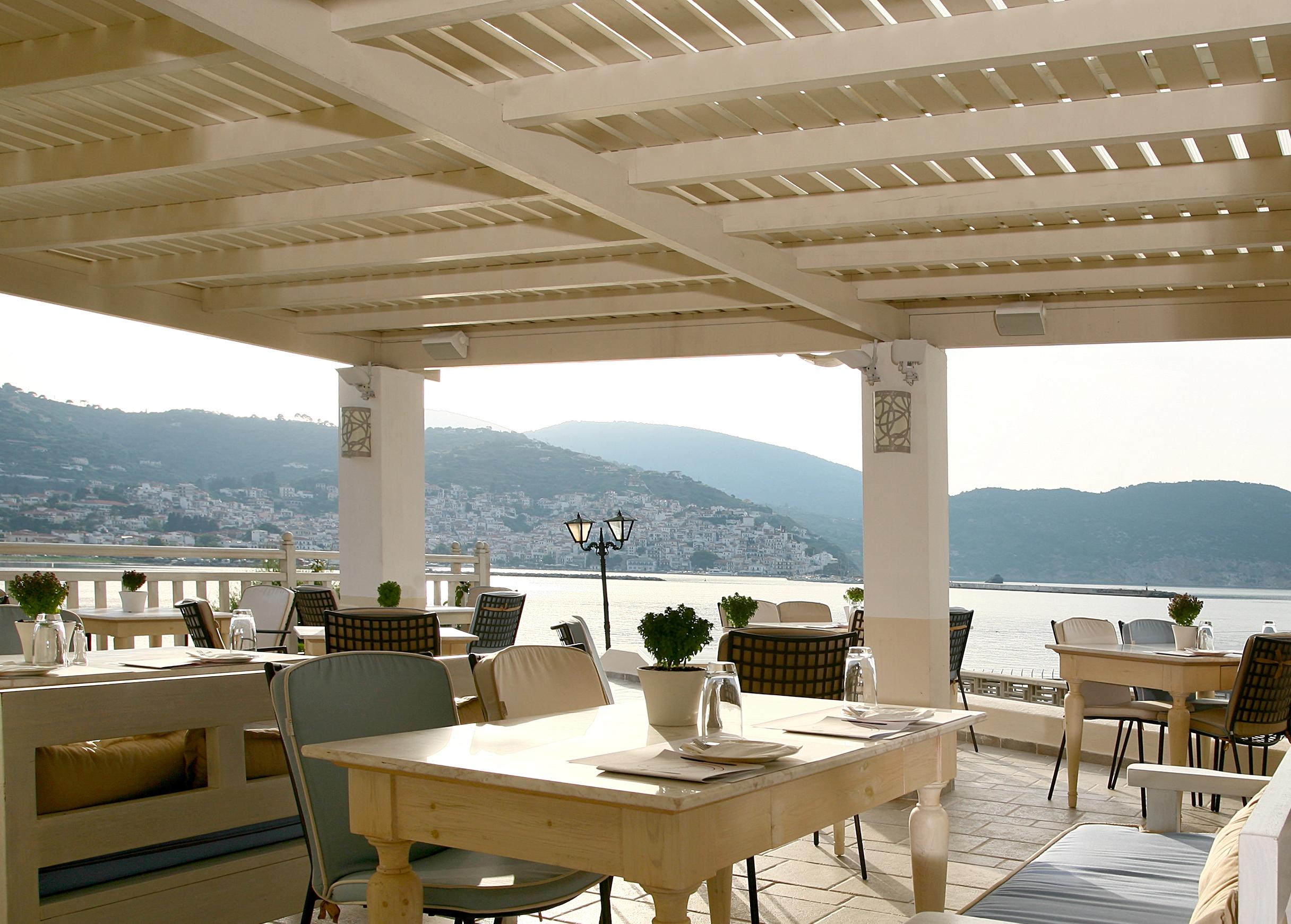 Skopelos Village Hotel 餐厅 照片